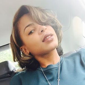 Meet your Posher, Jade